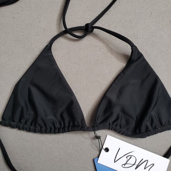 VDM Blair Triangle Top in Black Small VDMR-WX224 - Picture 2 of 7